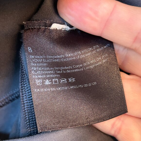 Lululemon Leggings - Gray Pattern - Size 8 - Picture 7 of 11